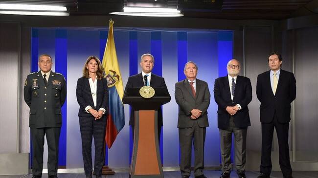 Comisión para el caso de denuncias del NYT sobre regreso de falsos positivos y protocolos de las fuerzas armadas. . Foto: @GuillermoBotero / Twitter