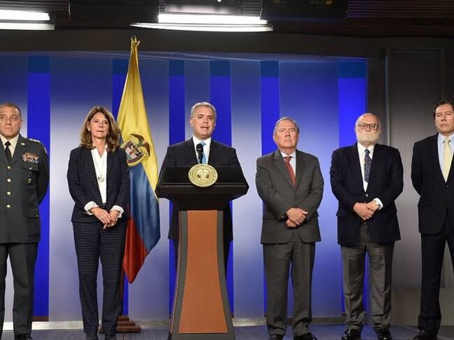 Comisión para el caso de denuncias del NYT sobre regreso de falsos positivos y protocolos de las fuerzas armadas. . Foto: @GuillermoBotero / Twitter