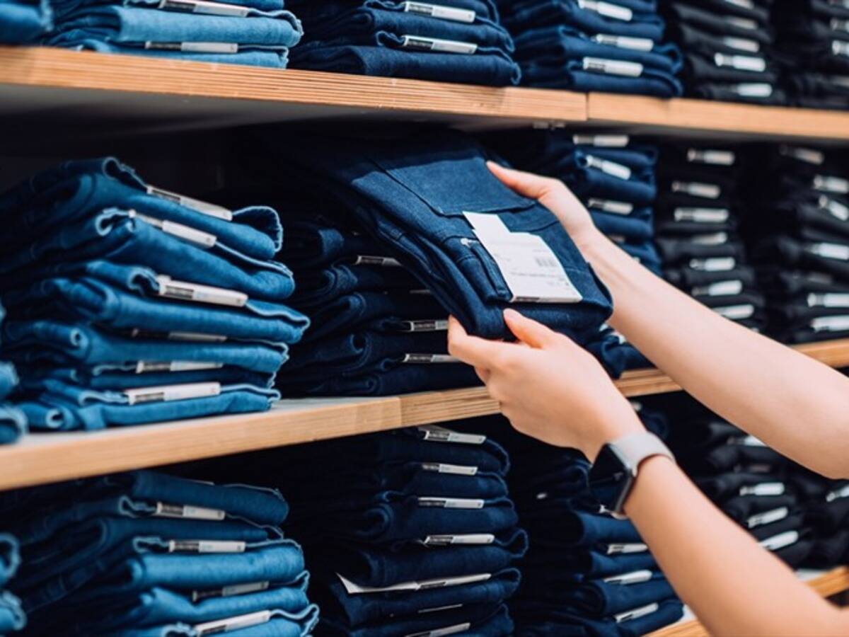 Empresario revela por qué los jeans levanta cola no tienen bolsillos