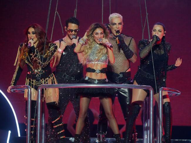 Dulce Maria, Christopher von Uckermann, Anahi, Christian Chavez and Maite Perroni, integrantes de RBD. (Photo by John Medina/Getty Images)