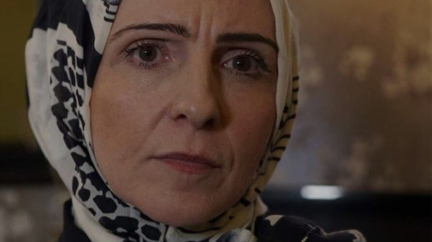 Nicola Benyahia quiere prevenir a otras familias para que no pasen por lo mismo que ella.. Foto: BBC Mundo