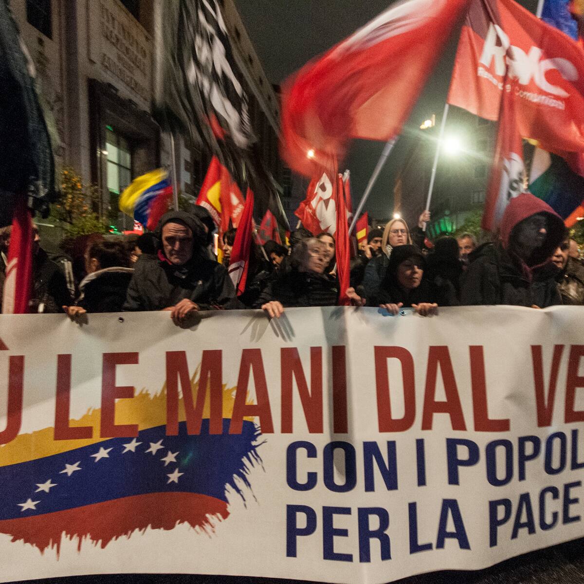Protestas a favor y en contra de la captura de Maduro generan tensión en Roma