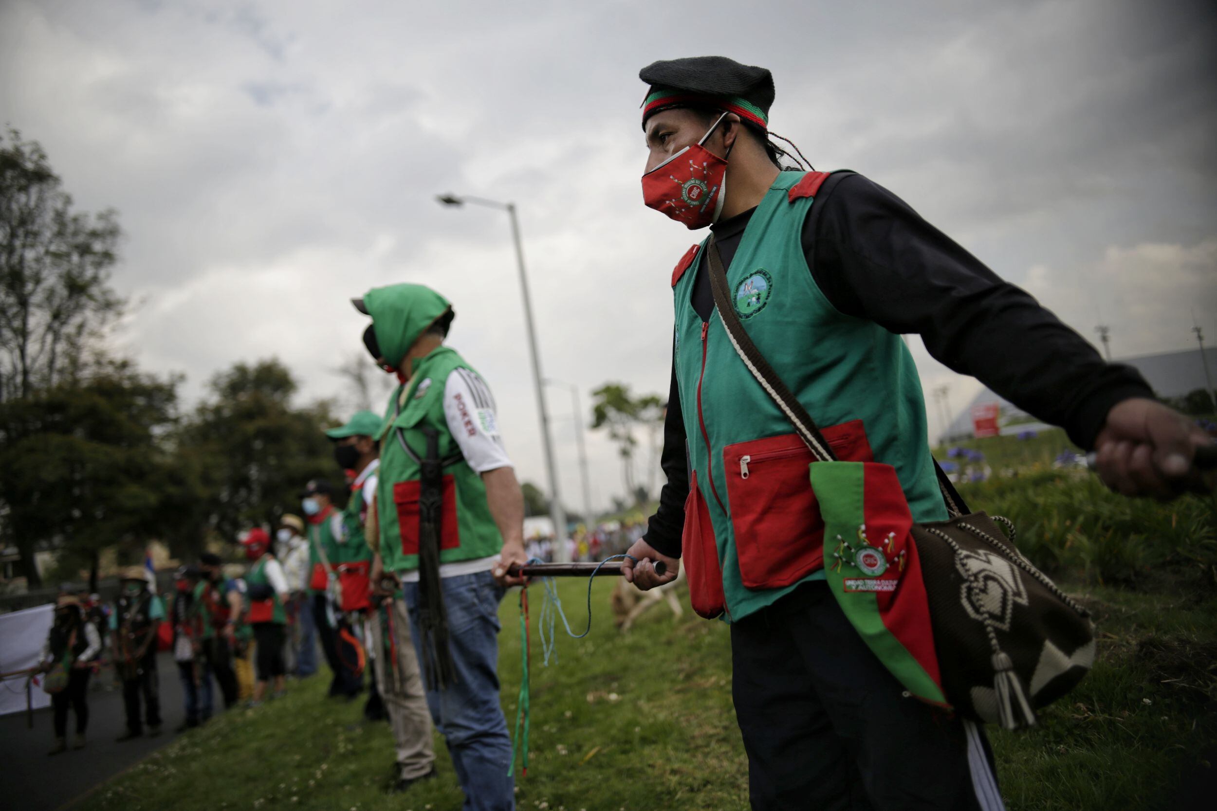 Los ataques contra los pueblos ancestrales vienen en aumento en el norte de la región. Crédito: Colprensa. 