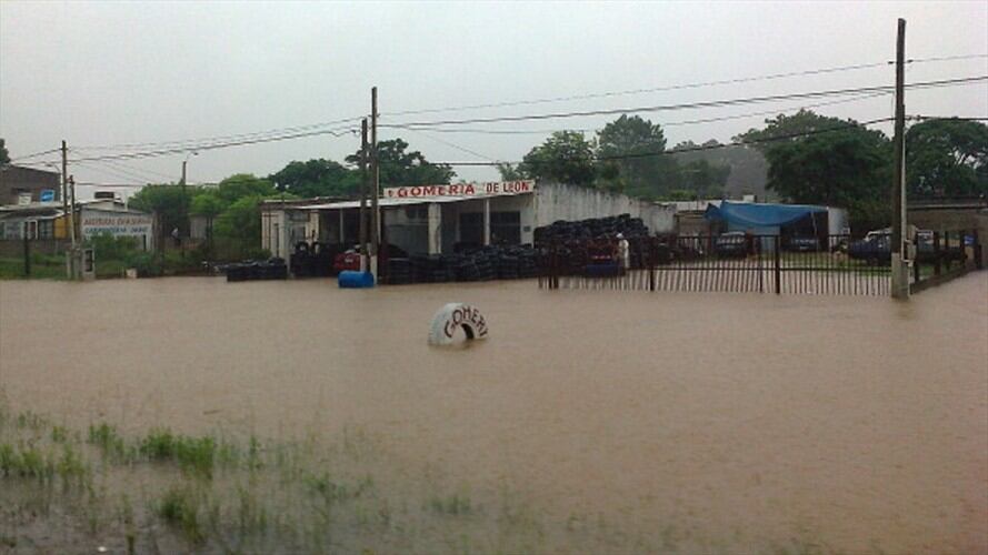 Un muerto y 8.800 desplazados por inundaciones en Uruguay. Foto: Getty Images