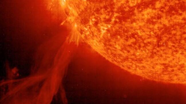 Las erupciones solares liberan una gran cantidad de partículas que se dispersan por el sistema solar, incluso más allá de Plutón. Foto: Nasa, tomada de BBc Mundo.