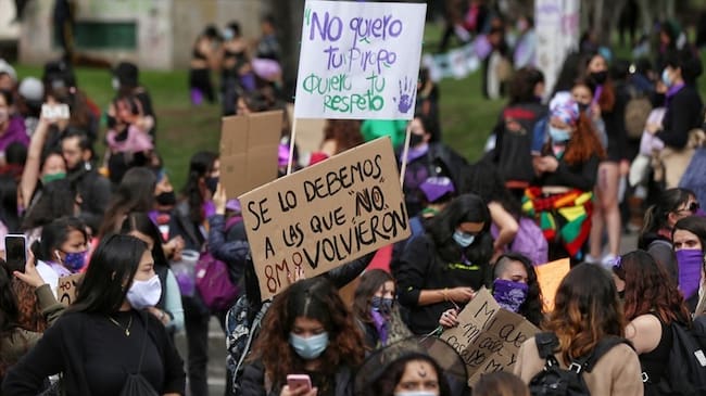 Catalina Ruiz-Navarro y Claudia Palacios hablaron en Sigue La W sobre la lucha por la reivindicación de los derechos de la mujer.. Foto: Colprensa