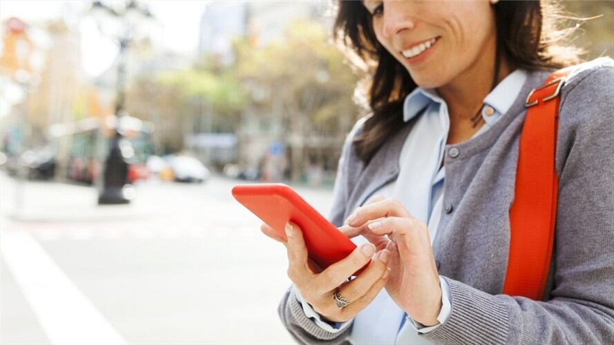 Te recomendamos que solo uses los mensajes temporales con personas de confianza: WhatsApp. Foto: Getty Images