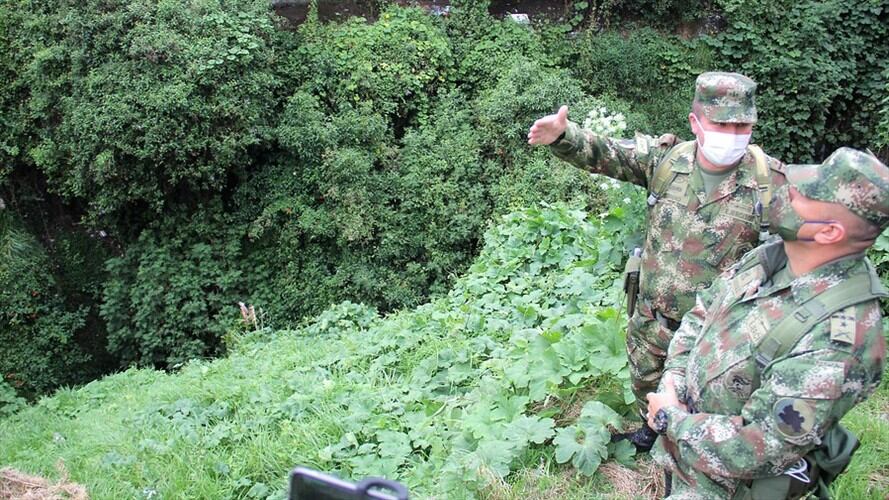 El comando de la Fuerza de Tarea Conjunta Hércules del Ejército confirmó el desplazamiento en La costa pacífica. Foto: Colprensa