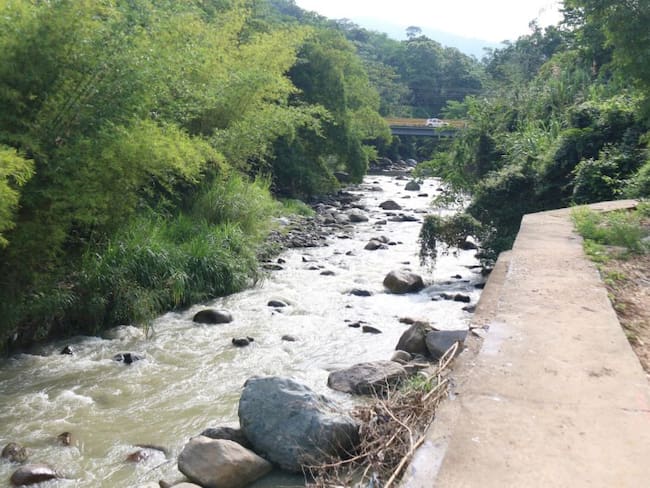 Contaminación en el río Suratá | Crédito: Suministrada.
