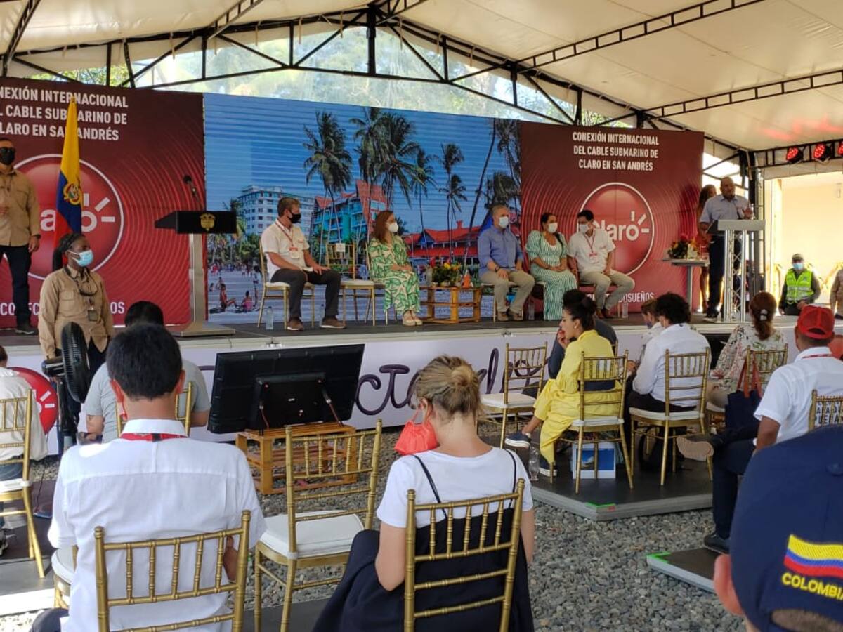 San Andrés potencia su Internet con cable submarino de Claro