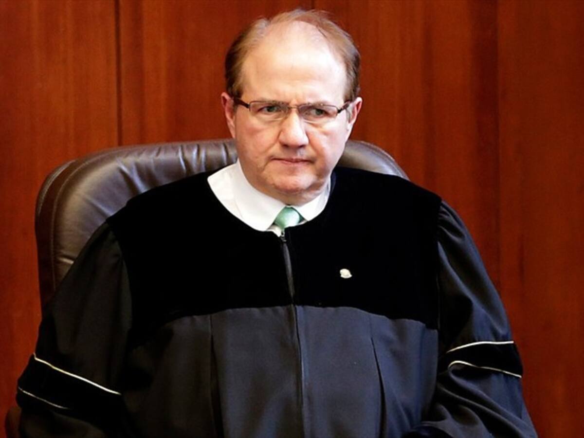 Senado declaró indigno al exmagistrado Bustos por escándalo del Cartel de la Toga