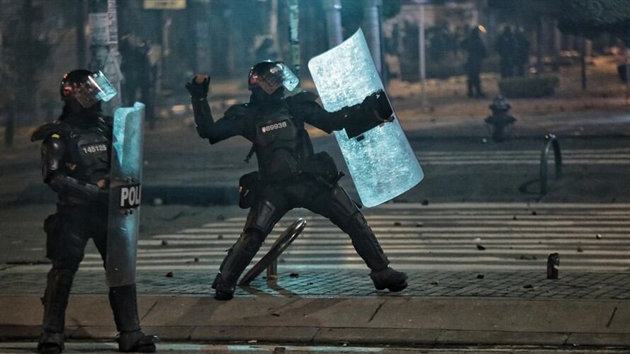 Integrantes del Esmad de la Policía. Foto: Colprensa - Álvaro Tavera