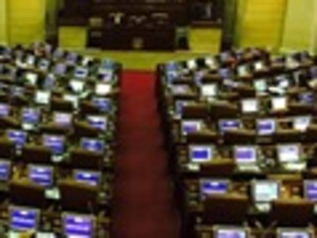 ¿Cómo hacer para reducir los costos de las campañas de los congresistas?