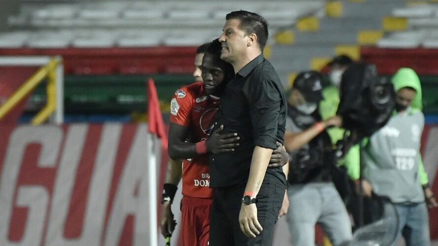 Juan Cruz Real respondió a sus críticos tras ganar con América. Foto: Cortesía Dimayor