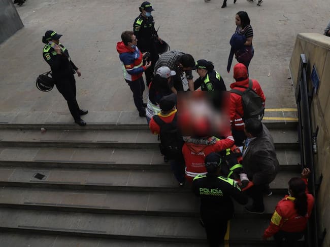 Al menos 11 policías y 5 personas heridas en protestas de indígenas en Bogotá
