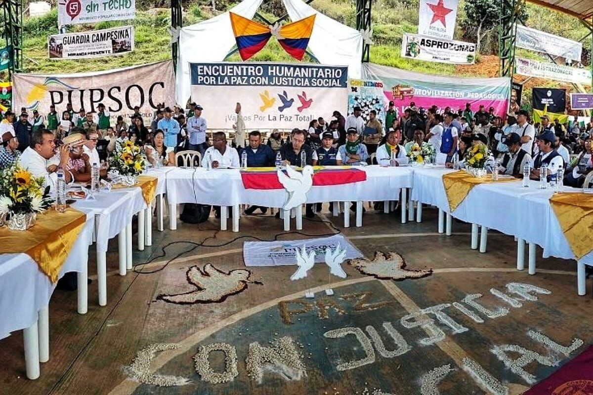 También participaron congresistas de la Comisión de Paz y varios delegados del Gobierno nacional y departamental. Crédito: Representante Juan Pablo Salazar. 