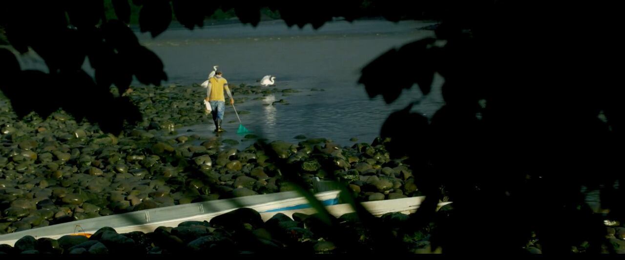 ‘Remolinos de guerra y desarrollo en el río Sogamoso en Santander’. Foto: Captura de pantalla trailer oficial.