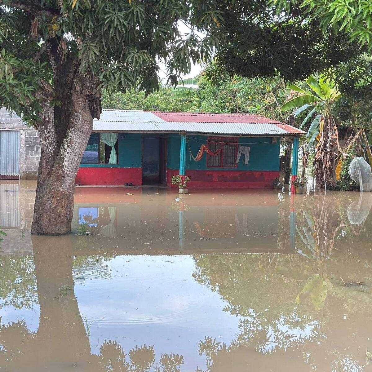 Comunidades alertan por desbordamiento del río Sinú en zona rural de Lorica, Córdoba