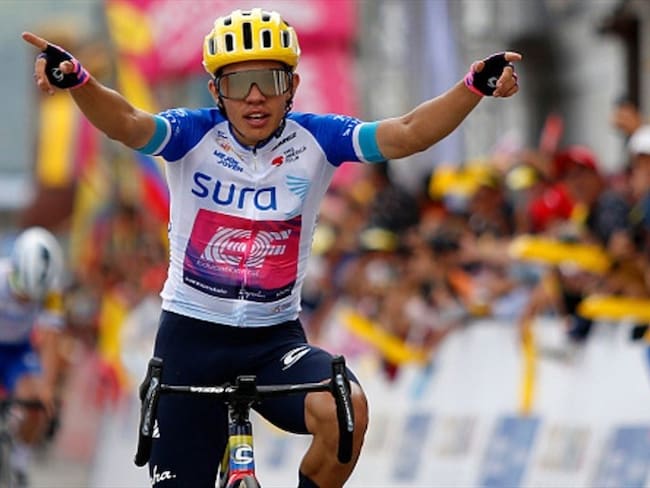 Sergio Higuita, ganador de la cuarta etapa del Tour Colombia y líder de la general. Foto: Getty Images