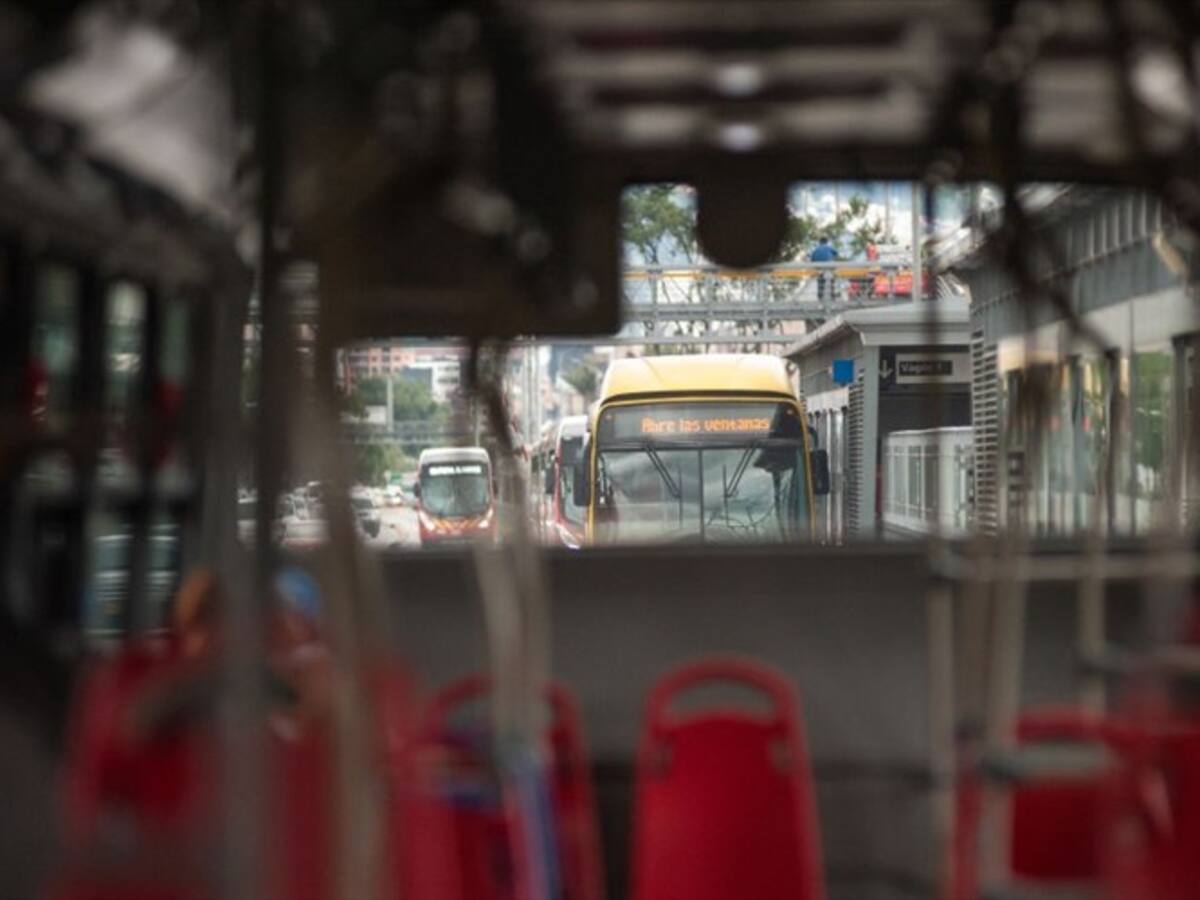 Transmilenio denuncia amenazas contra su infraestructura y pasajeros