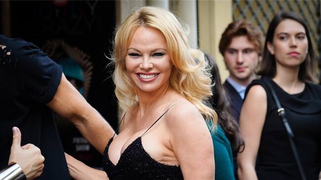 Actriz canadiense Pamela Anderson . Foto: Edward Berthelot/Getty Images