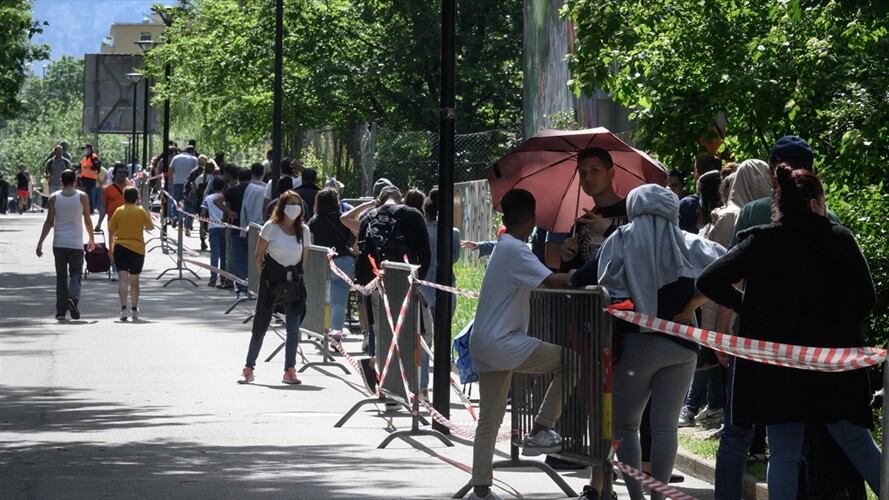 La crisis del coronavirus pone al descubierto la pobreza en Ginebra. Foto: Agencia AFP
