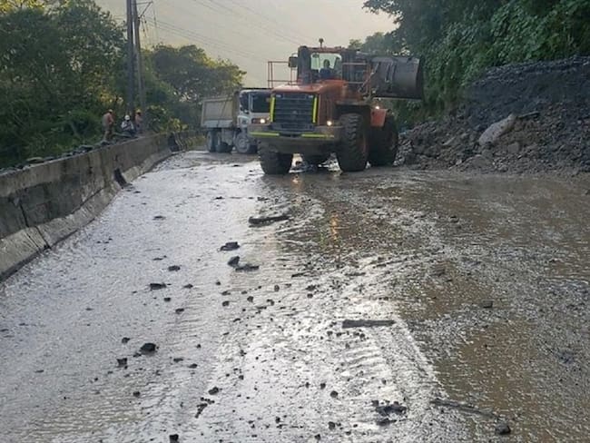 Juan Felipe Harman, alcalde de Villavicencio, dijo en W Fin de Semana que hay una falencia estructural en el contrato de concesión y dejaron por fuera los puntos más críticos.. Foto: Twitter: @CoviandinaSAS