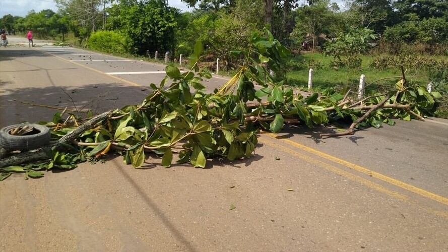 Por falta de agua potable fueron bloqueadas vías en Córdoba. Foto: Cortesía