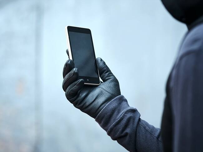 El presidente de la SAE, Andrés Alberto Ávila, y su familia, han sido amenazados por presuntos estafadores. Foto: Getty Images / PEOPLEIMAGES