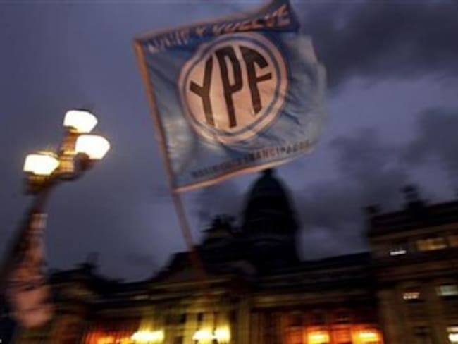 Congreso argentino sanciona ley que expropia acciones de Repsol en YPF