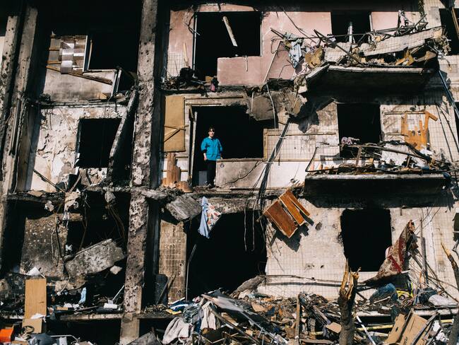 “Trato de usar mi cámara para pelear contra la desinformación de Rusia”: Maxim Dondyuk, fotógrafo ucraniano