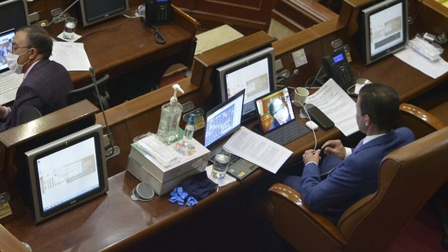 El presidente del Congreso pidió expedir un nuevo decreto para excluir del decreto de cuarentena a los congresistas. Foto: Colprensa