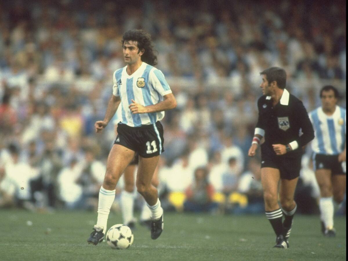 Mario Alberto Kempes cumple 68 años