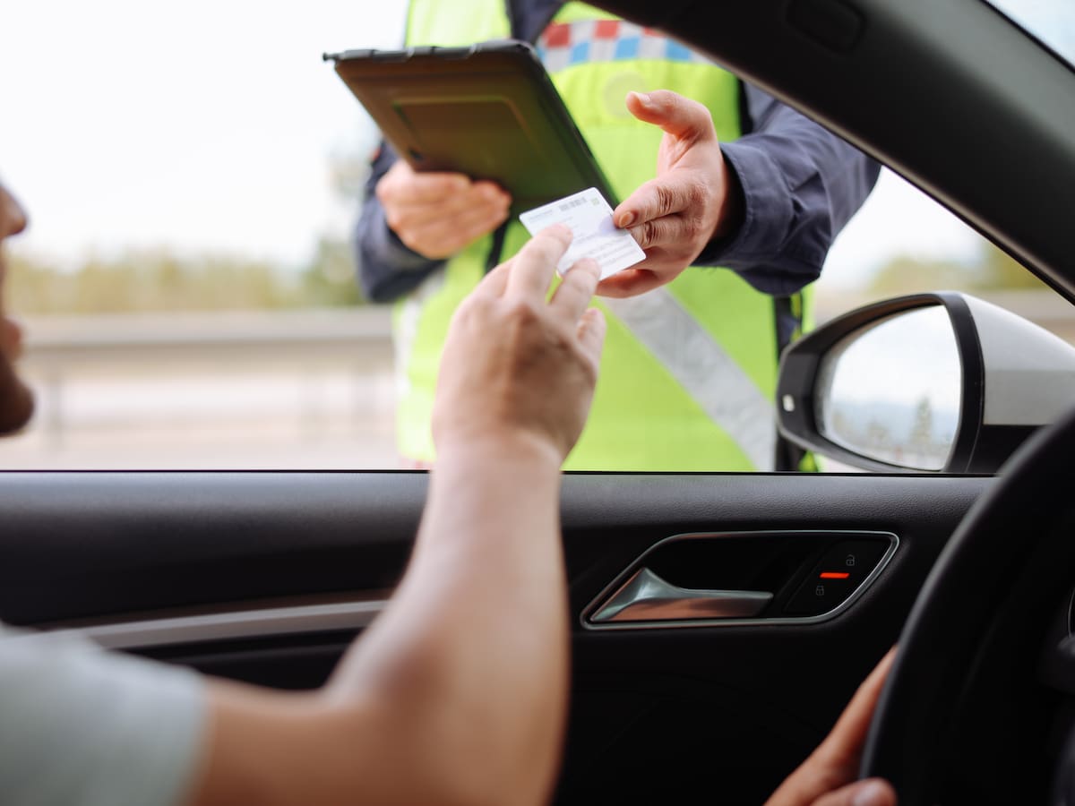 Diferencia entre licencia de tránsito y licencia de conducción, según el Código Nacional de Tránsito