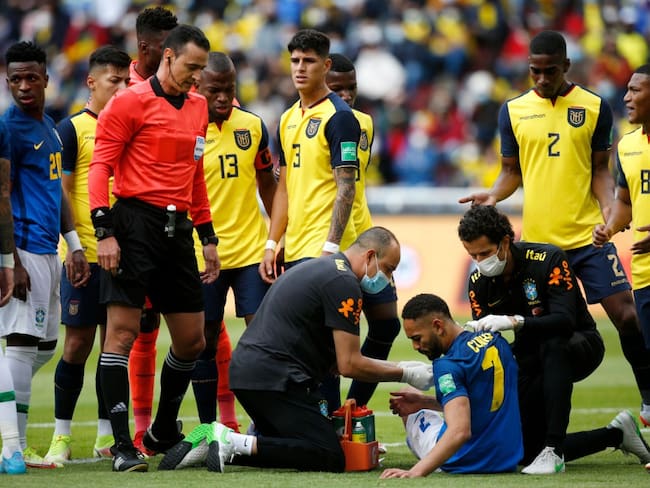 Con protagonismo de Wilmar Roldán, Brasil y Ecuador igualaron en Quito. Foto: Getty Images