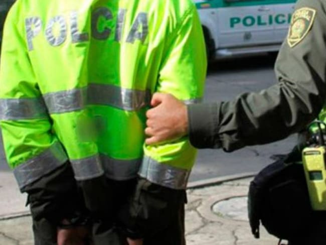 Policía capturado - Referencia