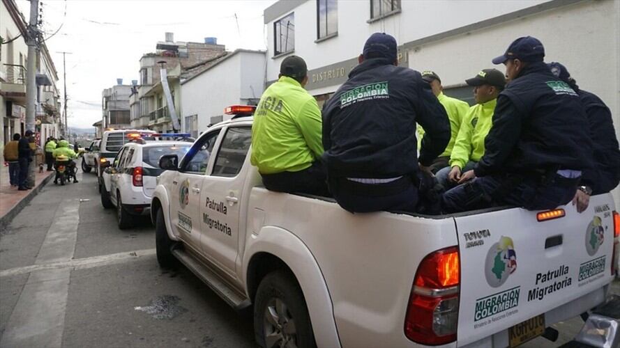 El comandante de la Armada Nacional, almirante Ernesto Durán, se refirió desde Cartagena a la problemática de los migrantes irregulares . Foto: Colprensa