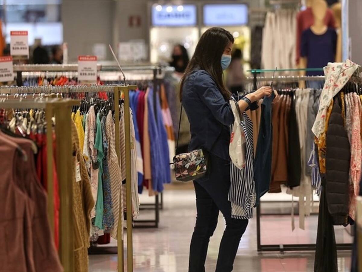 Gobierno pide que establecimientos comerciales funcionen 24 horas durante día sin IVA