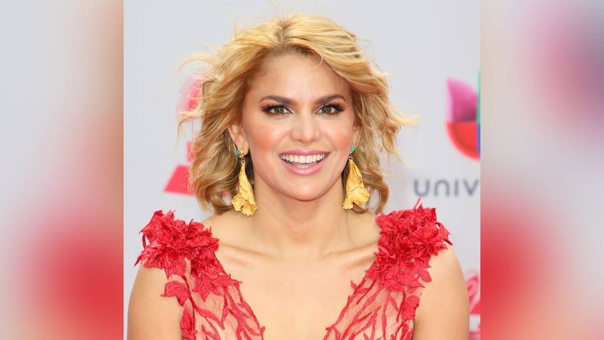 Rinde homenaje a esa persona que sembró la semilla de la cumbia en Colombia: Adriana Lucía sobre su álbum ‘Maestro Lucho’