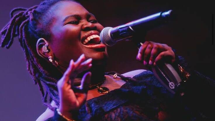 Viajar permite abrir la mente y conocer otros ritmos : cantaurora afrocubana, Daymé Arocena