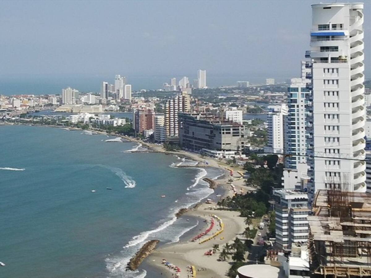 Ciudadanos se oponen a la construcción de una carretera en playa de Cartagena