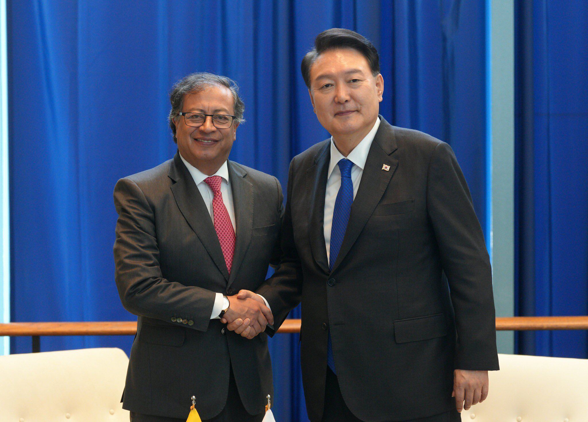 Presidente de Colombia, Gustavo Petro y presidente de Corea de Sur, Yoon Suk Yeo | Foto: Presidencia