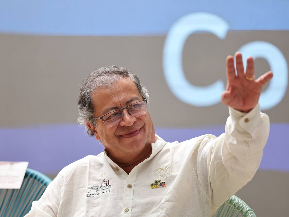 Petro salió en defensa del nombramiento de Daniela Andrade en Notaría de Bogotá
