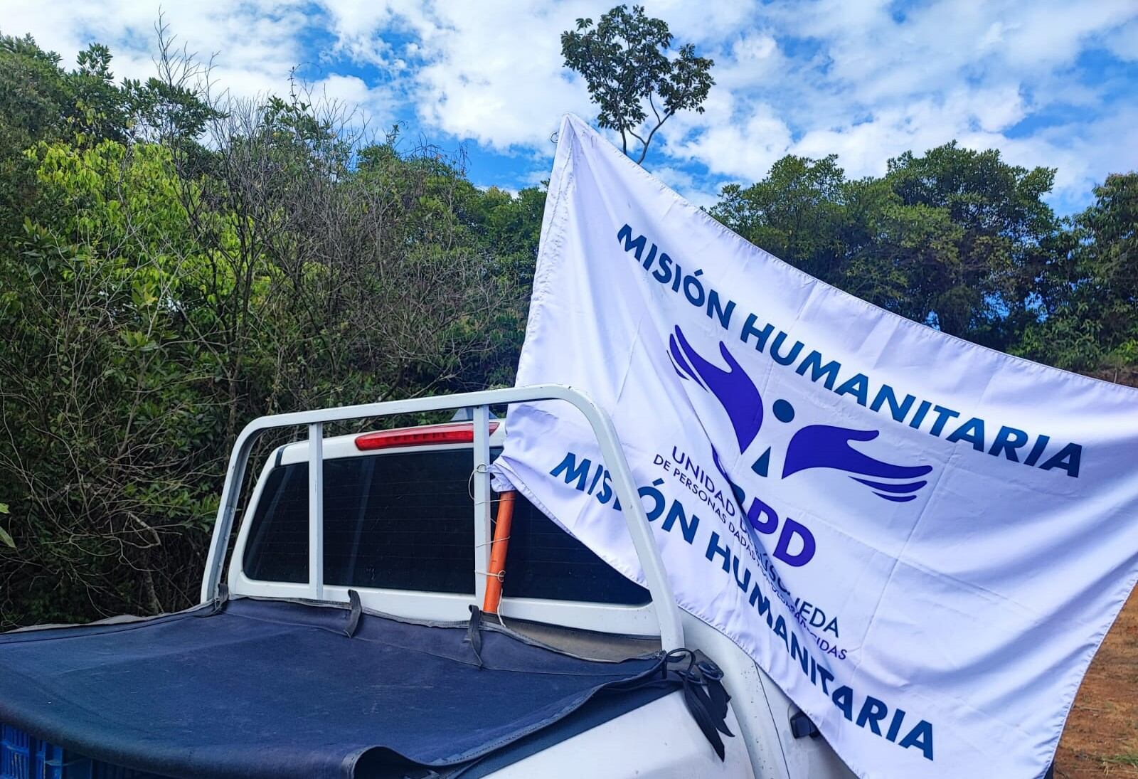 Los cuerpos y elementos asociados fueron trasladados al Instituto Nacional de Medicina Legal. Foto: Unidad de Búsqueda de Personas dadas por Desaparecidas (UBPD).