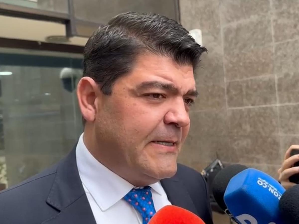 Expresidente del Senado, Juan Diego Gómez, denunció que el Gobierno retiró su esquema de seguridad