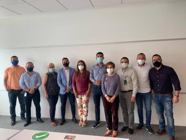 Cortesía: American School Way. - Participantes de Reunión en la EAFIT:Reunión American School Way, Secretaria de educación de Risaralda y Secretaría de educación de Pereira, líder de calidad educativa de Risaralda, el coordinador de Bilingüismo de Risaralda, el de Pereira y el de Dosquebradas.