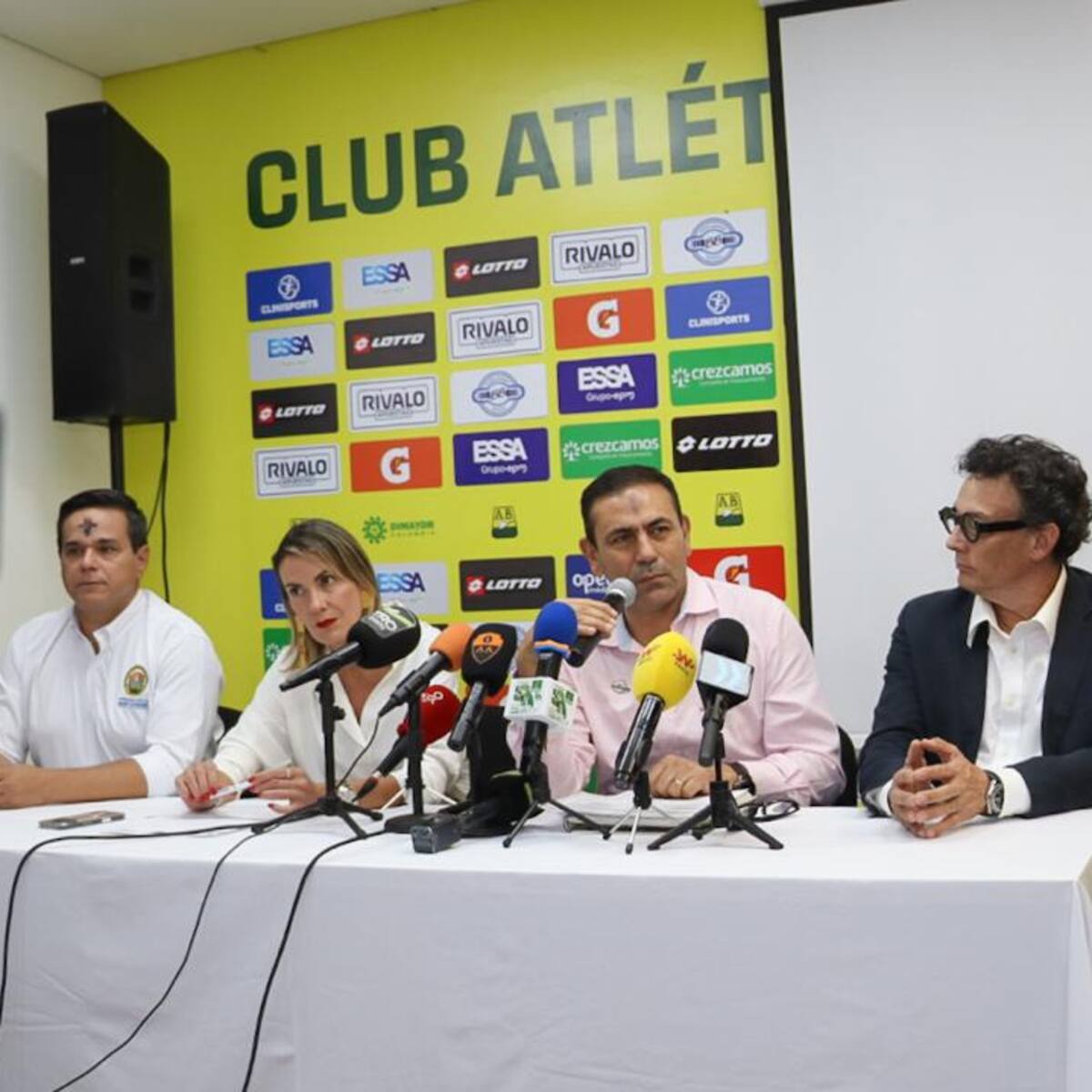EnTerritorio presentó al encargado de los diseños de remodelación del estadio Américo Montanini