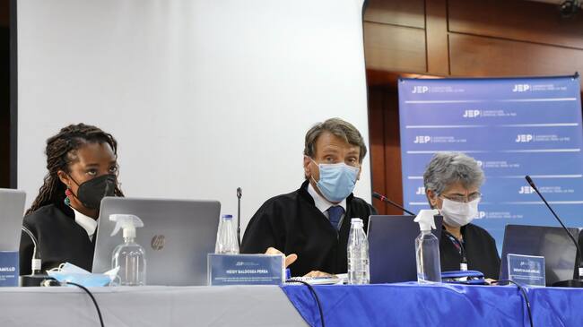 El funcionario tiene 5 días para explicar por qué incumplió la orden judicial de permanecer en la audiencia en Cali. Foto: JEP