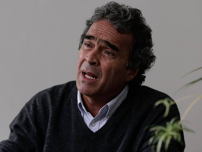 A mí no me están investigando por ninguna irregularidad: Sergio Fajardo