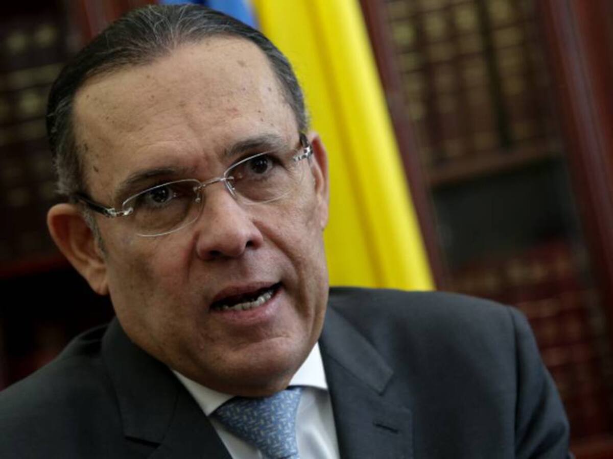 Se despeja el camino para que Efraín Cepeda sea Presidente del Senado